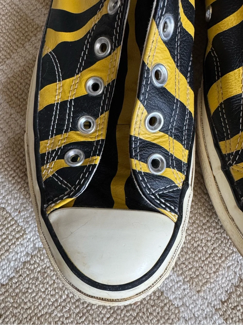 Converse Chuck Taylor Tiger Stripe Leather High Top Sneakers Streetwear Men’s 11 - Picture 12 of 14